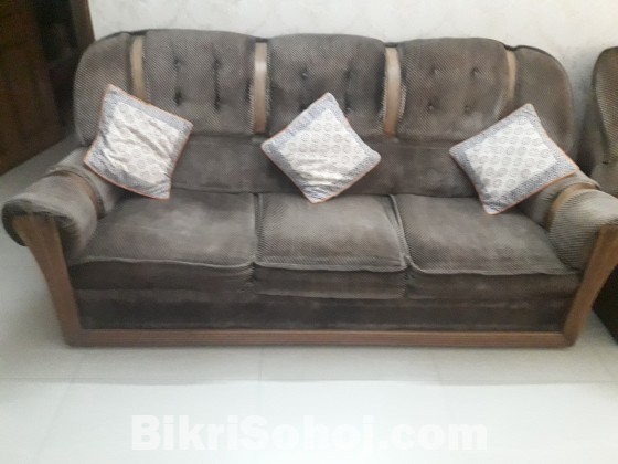 Sofa set